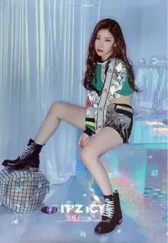 ITZY チェリョン ICY ポスター