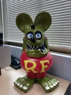 新品　ラットフィンク11cm フィギュア　三体セット 最安値 新品 ラットフィンク フィギュア 3体セット - メルカリ