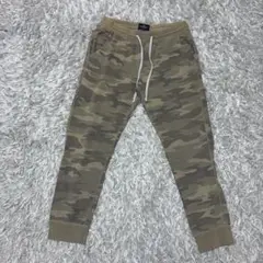 American Eagle 迷彩柄 ジョガーパンツ