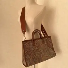 Item thumbnail for item be5f74b0-5eae-41e2-ad31-97d1d736d914