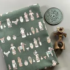 はにわ柄布とカプセルトイ（青銅器と土偶）セット①