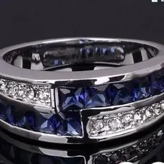 【14号】ブルーサファイア　青石　アンティーク　かわいい　かっこいい　リング