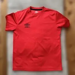umbro 赤 Tシャツ　 S