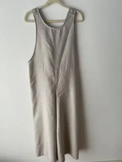 サロペット　ベージュ