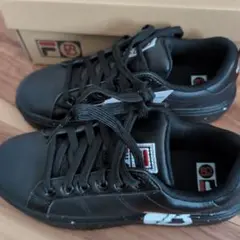 ビーファーストスニーカー　FILA リュウヘイ