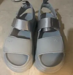 Item thumbnail for item c5ad67de-8579-4950-8b32-1b727953f591