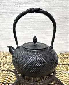 未使用品、栞付 南部照光堂造 15型アラレ 南部鉄瓶 ブッヒィー♪\
