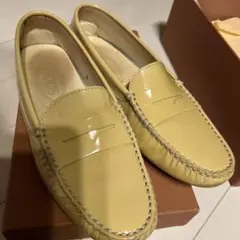 TOD'S ローファー サイズ8