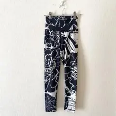 ☆【アディダス】レギンス 花柄 プリントロゴ ヨガ ジム スポーツウェアXS相当