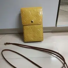 ルイヴィトン ヴェルニ ショルダー 財布