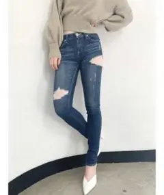 お値下げ!早い者勝ちGYDA SIDE RIPPED スキニーデニムパンツ