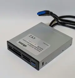 マルチカードリーダ　3.5インチベイ内蔵　Akasa AK-ICR-14