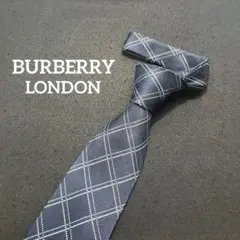王道.チェック柄【BURBERRY】ブランドネクタイ　バーバリー 　bbr195