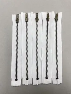 Item thumbnail for item 45c1ff94-dec3-4044-b2b5-ce7089789d96