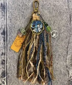 ハンドメイド タッセルキーホルダー チャーム 751