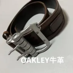 OAKLEY牛革　ゴルフ　メンズベルト　ブラウン