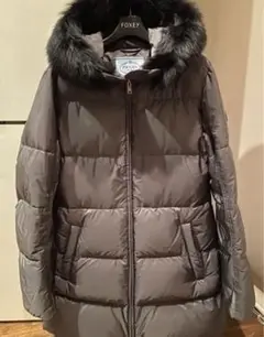 PRADAプラダ ダウンコート 42サイズ