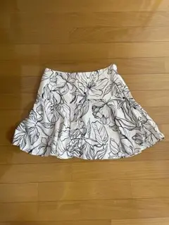 H&M フラワープリント フレアスカート EUR36