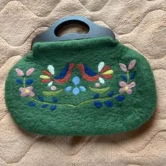 Item thumbnail for item 769cbc77-83f0-44b9-8dfd-77e2de5d99b9