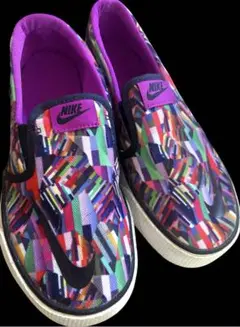 【希少デザイン・ほぼ新品】NIKE カラフルスリッポン 19cmお値下げしました