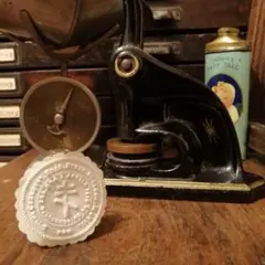 アメリカ製アンティーク エンボッサー☆スタンプ☆八端十字架☆ラベル カード文房具