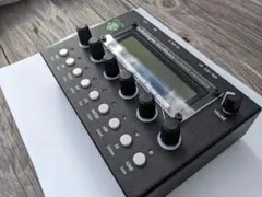 Audiothingies MicroMonsta シンセサイザー