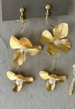 Item thumbnail for item 5f48f931-3297-47f0-847b-29909632dbfb