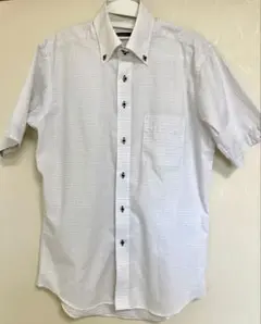 ビジネスシャツ　半袖シャツ