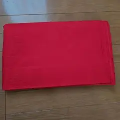 赤いワッフル生地　約158cm×140cm