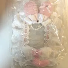 トレカケース　トレカホルダー　夢かわ　ガーリー　フリル　ピンク