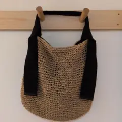 ベージュストローバック