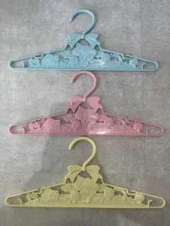 キキララ　ハンガー3個セット