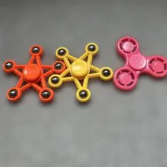 カラフル星型フィジェットスピナーセット