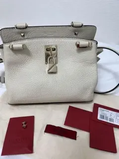 ヴァレンティノ ショルダーバック