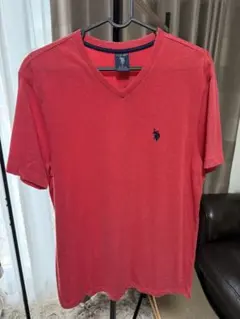赤 Vネック Tシャツ 刺繍ロゴ　ポロ　POLO
