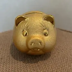 ゴールドの豚型貯金箱