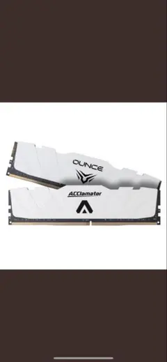 Acclamator DDR4 32GBメモリ