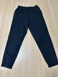 ブラック ストレートパンツ S