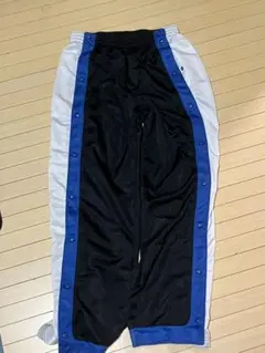 Item thumbnail for item dad92ab8-e746-4bea-a8f1-0c960c60c1bf