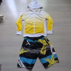キッスラッシュガード　水着上下セット140センチ