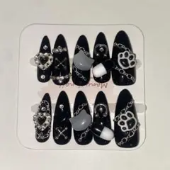 Item thumbnail for item c79f0afd-f9f5-473b-99eb-63f817d8077e