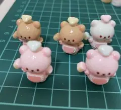 Item thumbnail for item 9160ab2d-32d5-4c3e-8b4c-b4abb5b42f1d