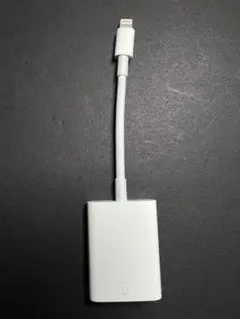 Apple  純正 Lightning ー SD カードカメラリーダー