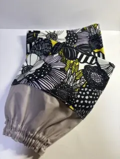 ハンドメイド　ハーフ丈アームカバー　腕カバー　花柄