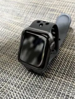 Apple Watch SE40mm NIKEバンドブラック GPSモデル