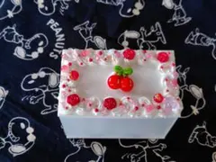 チェリーとバラのデザインマルチケース