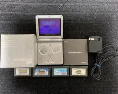 【ゲームボーイアドバンスSP (充電器・外箱(仕切り無)・説明書・ソフト5本)】