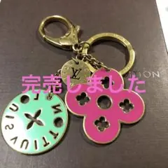 美品 ルイヴィトンのキーホルダー チャーム