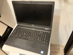 DELL ノートPC Intel Core i7 8GB RAM
