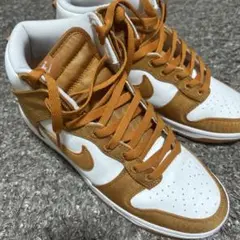 Nike ハイカット シューズ ホワイト/ブラウン